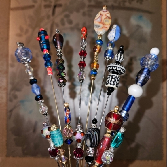 Handmade beaded bookmark, succulent garden decor, multiple uses, great gifts 🎁 - Picture 3 of 4